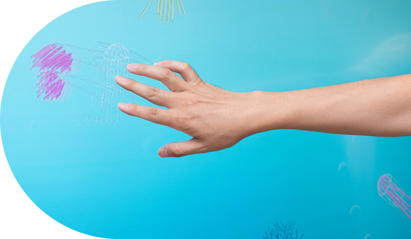 触れると反応！描いた絵とつながる楽しさ